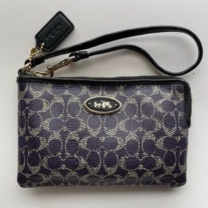 Coach L Zip Wristlet - Violet